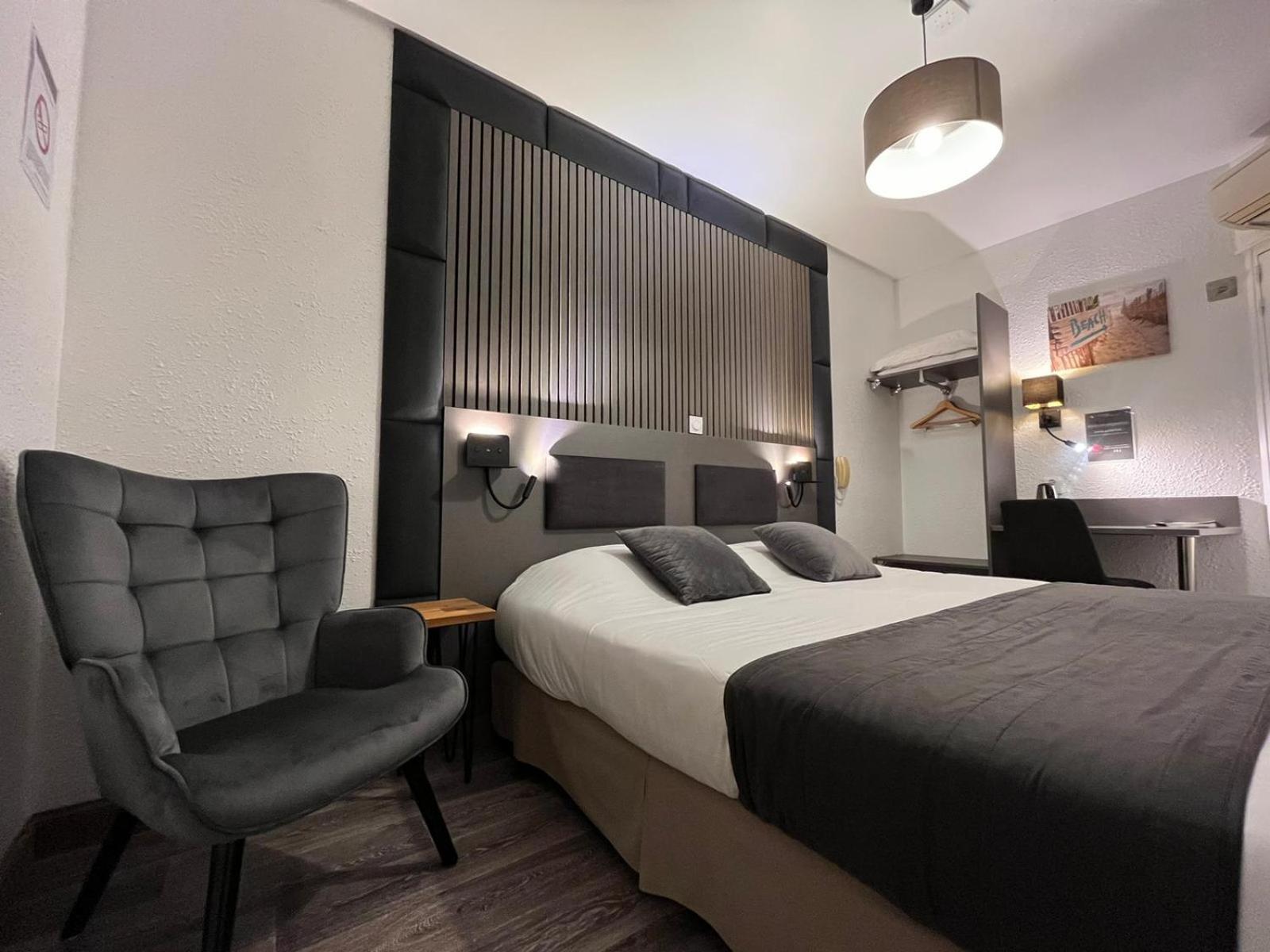 Cit'Hotel Le Cheval Blanc Cognac Centre المظهر الخارجي الصورة