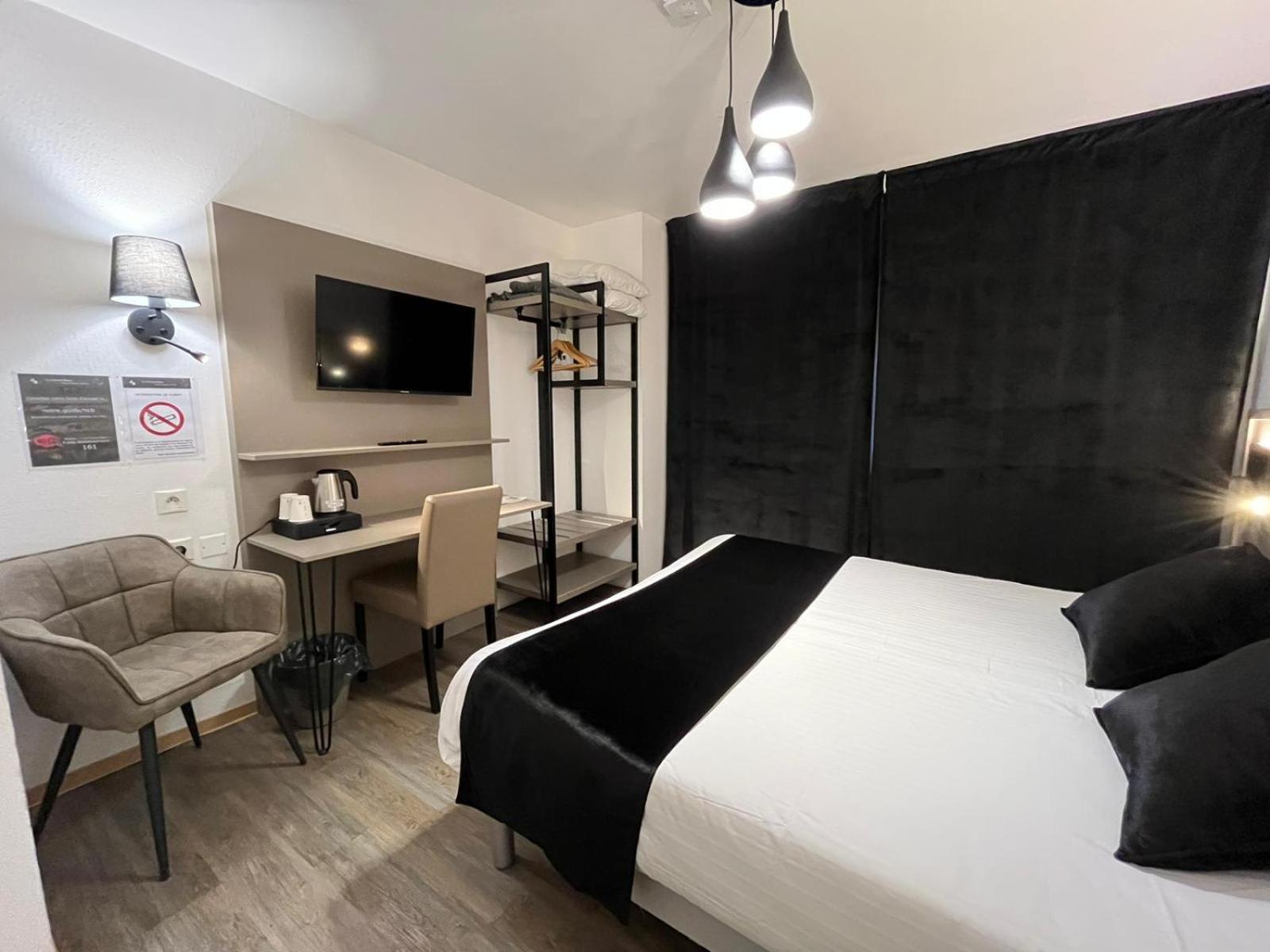 Cit'Hotel Le Cheval Blanc Cognac Centre المظهر الخارجي الصورة