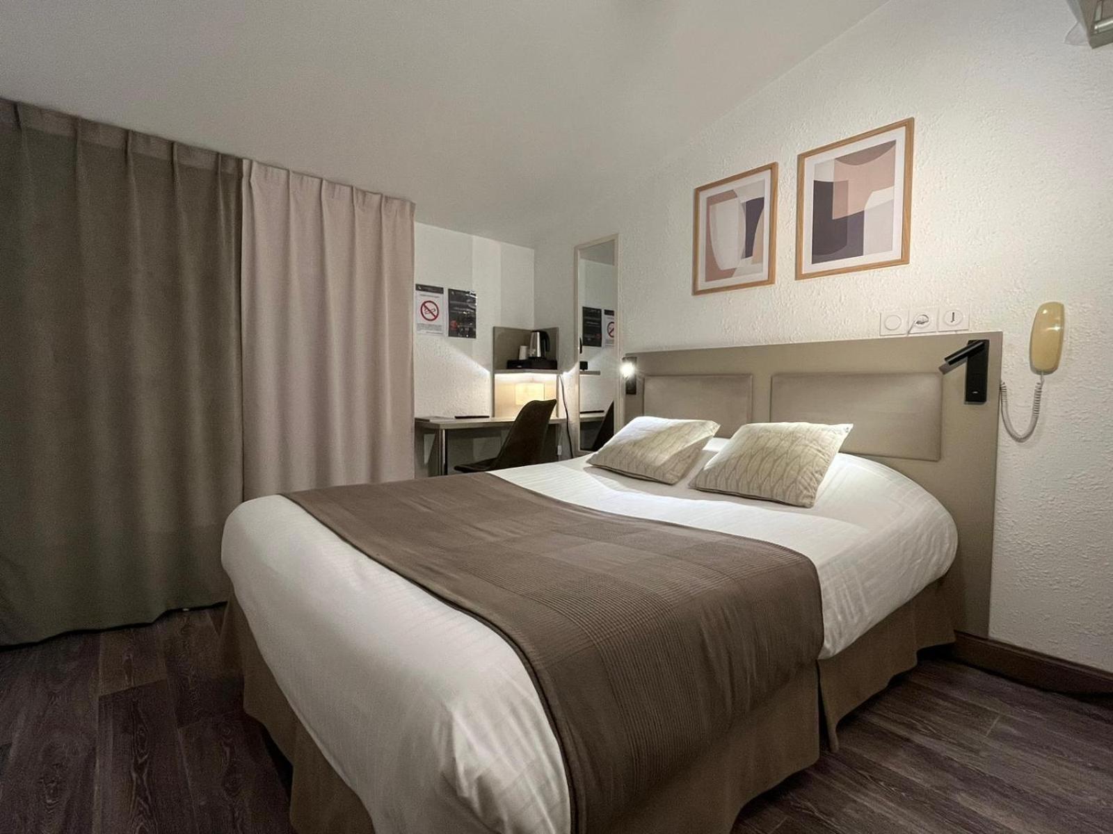 Cit'Hotel Le Cheval Blanc Cognac Centre المظهر الخارجي الصورة