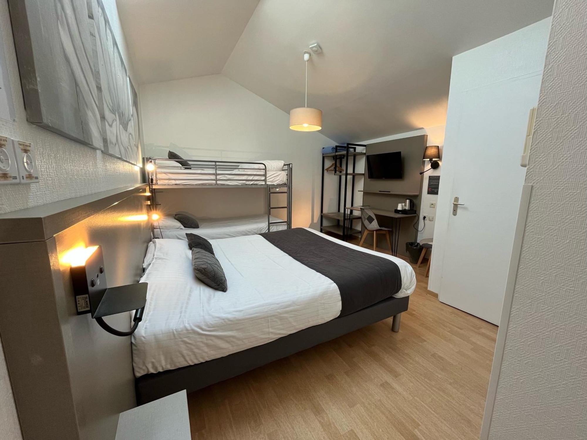 Cit'Hotel Le Cheval Blanc Cognac Centre المظهر الخارجي الصورة